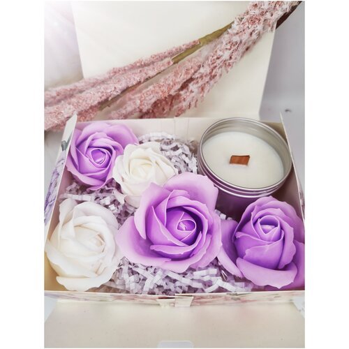 Подарочный набор 'Нежность' (мыльные розы, свеча ароматическая 'Русская баня') Подарок на день рождения, день матери