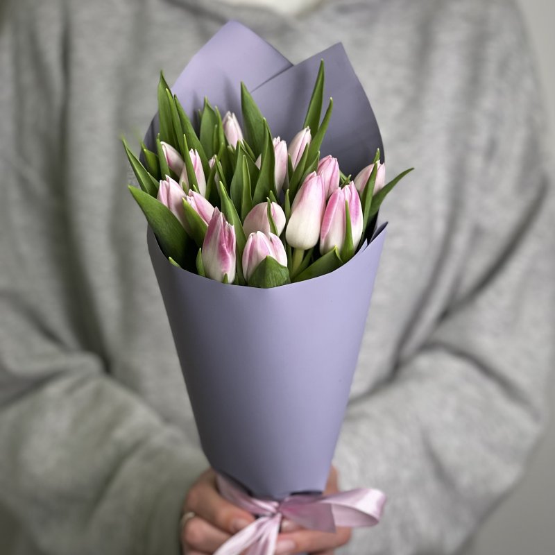 Букет из 15 розовых тюльпанов