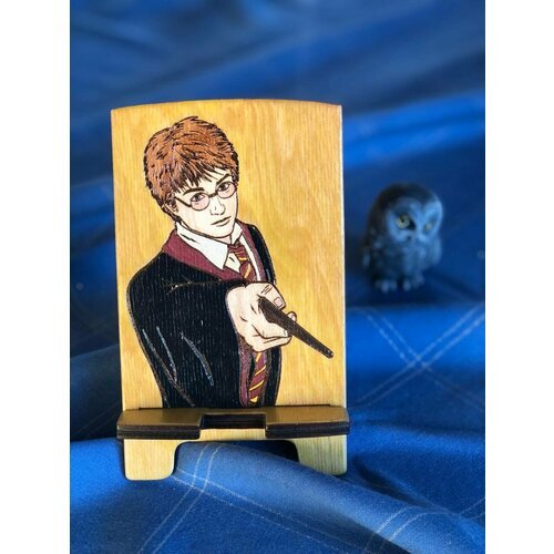 Подставка для телефона по мотивам Гарри Поттер (Гарри)
